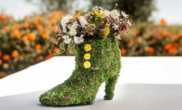 Bella Low Boot Deco Moss Planter