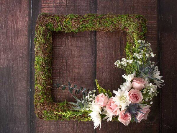 Woodland Wicker Wreath, Square 18"