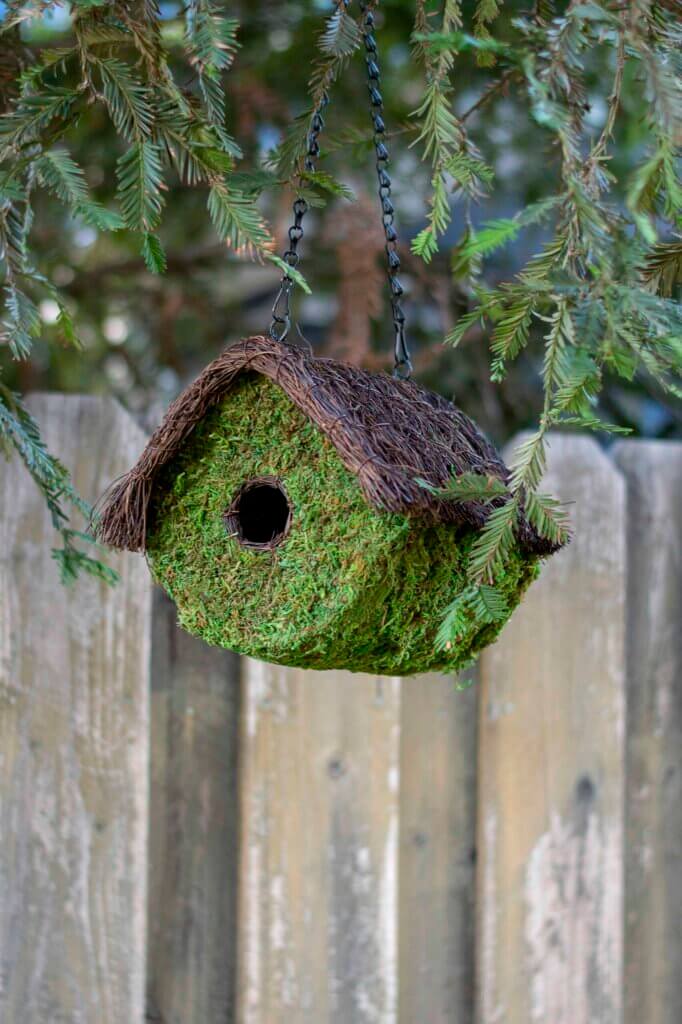 Loghouse Woven Birdhouse #4