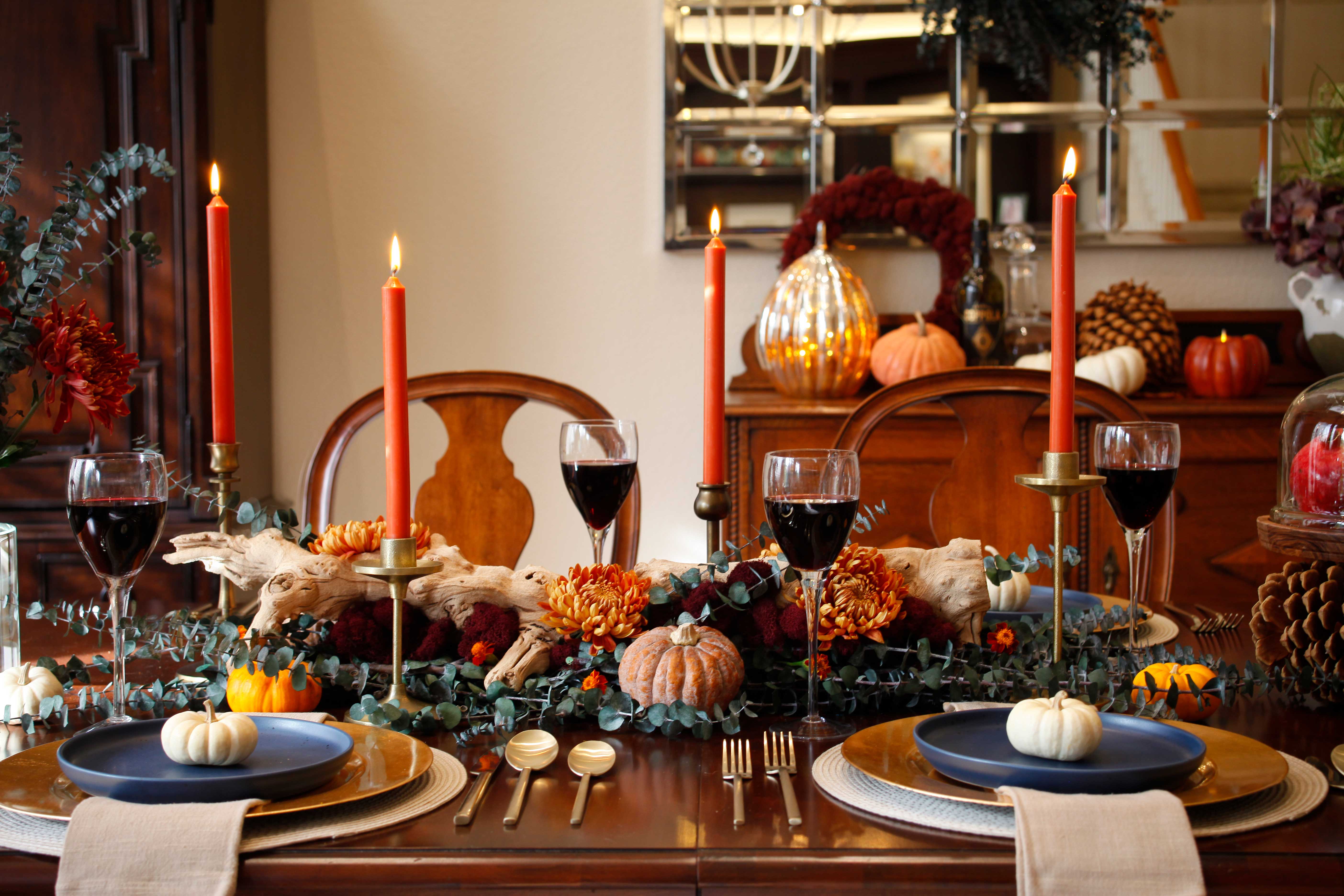 SuperMoss Thanksgiving Holiday Tablescape