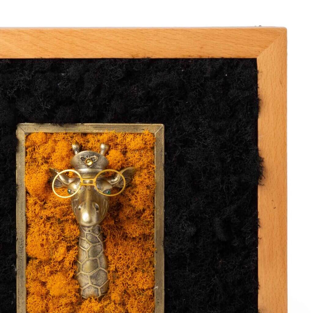 Gold Giraff SuperMoss Frame #3