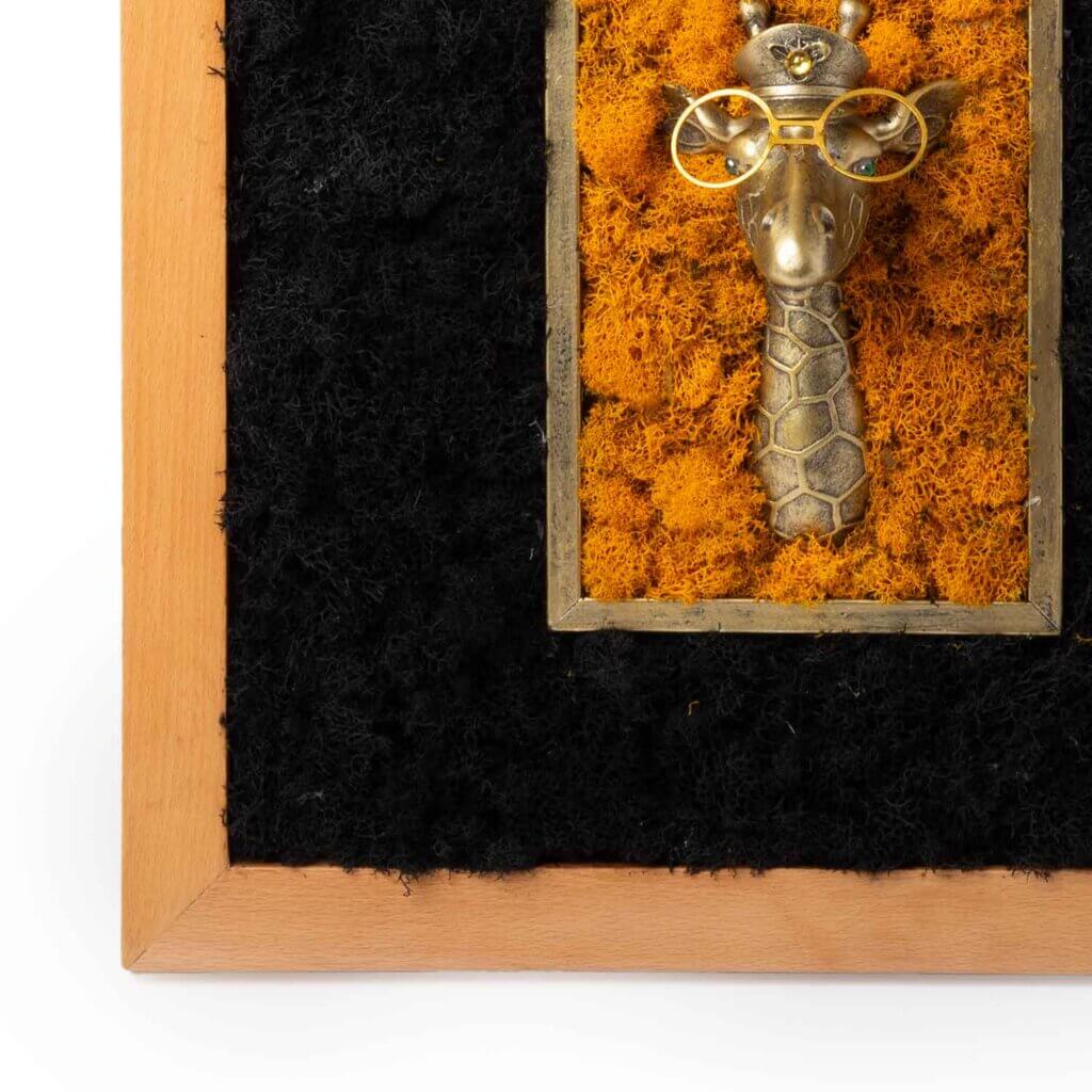 Gold Giraff SuperMoss Frame #4